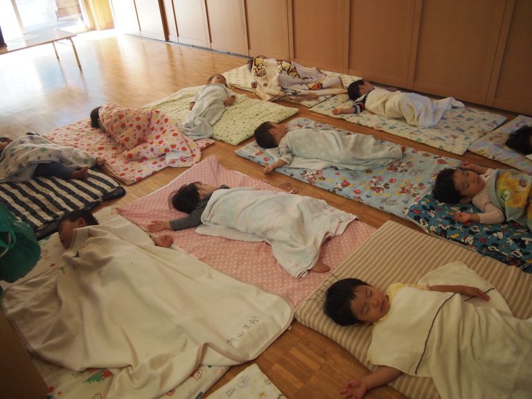 はな組☆お昼寝 おうぎの森保育園 埼玉県さいたま市認可保育所