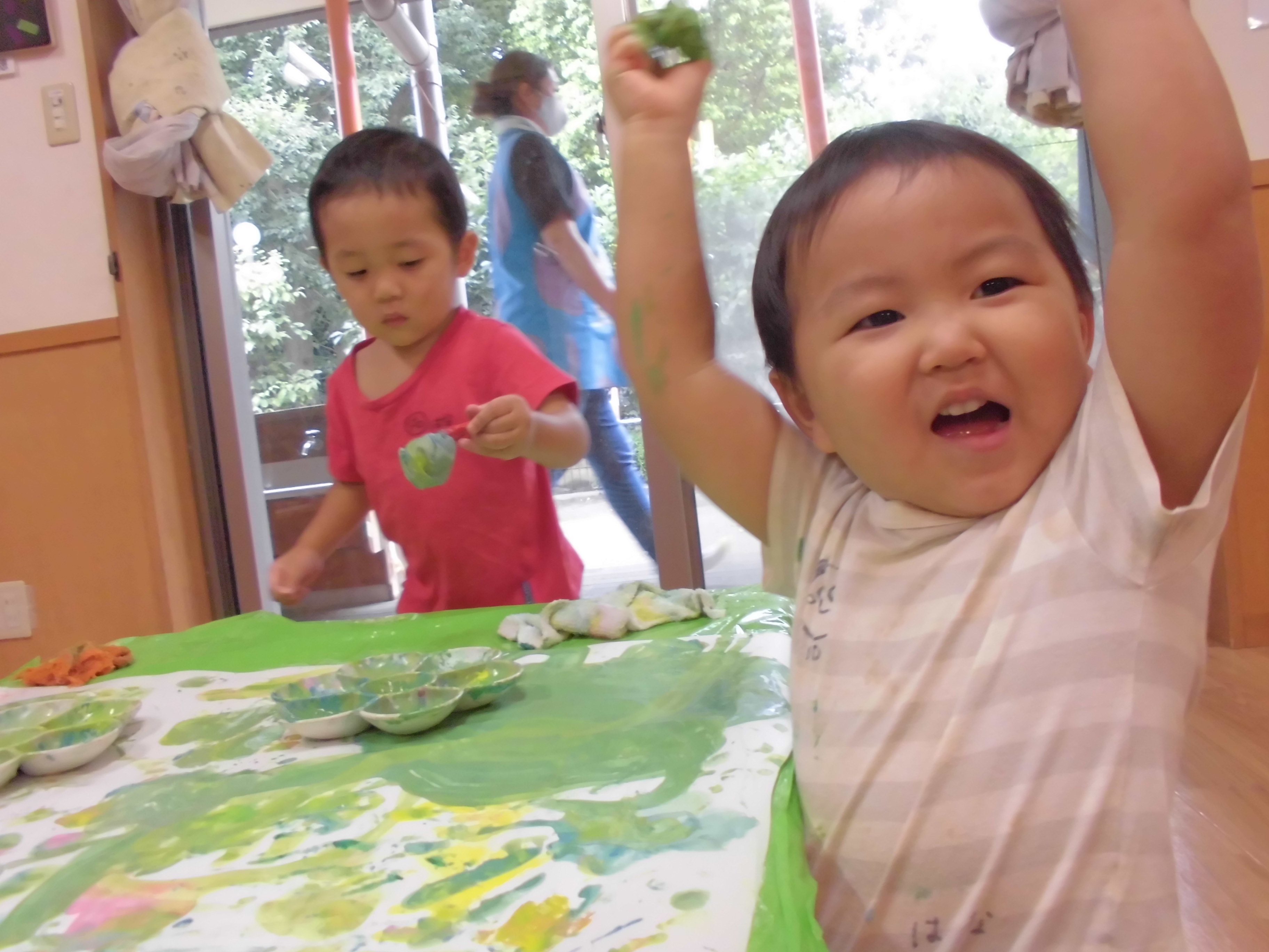 はな組(1歳児）✩室内遊び