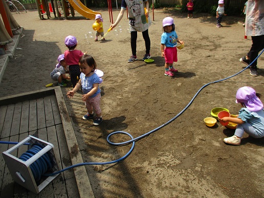 はな組　園庭遊び☆