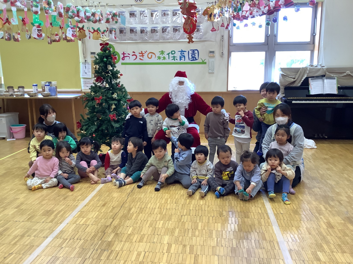 ちょうちょ組☆クリスマス会の様子