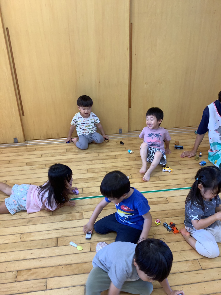ちょうちょ組☆室内遊びの様子