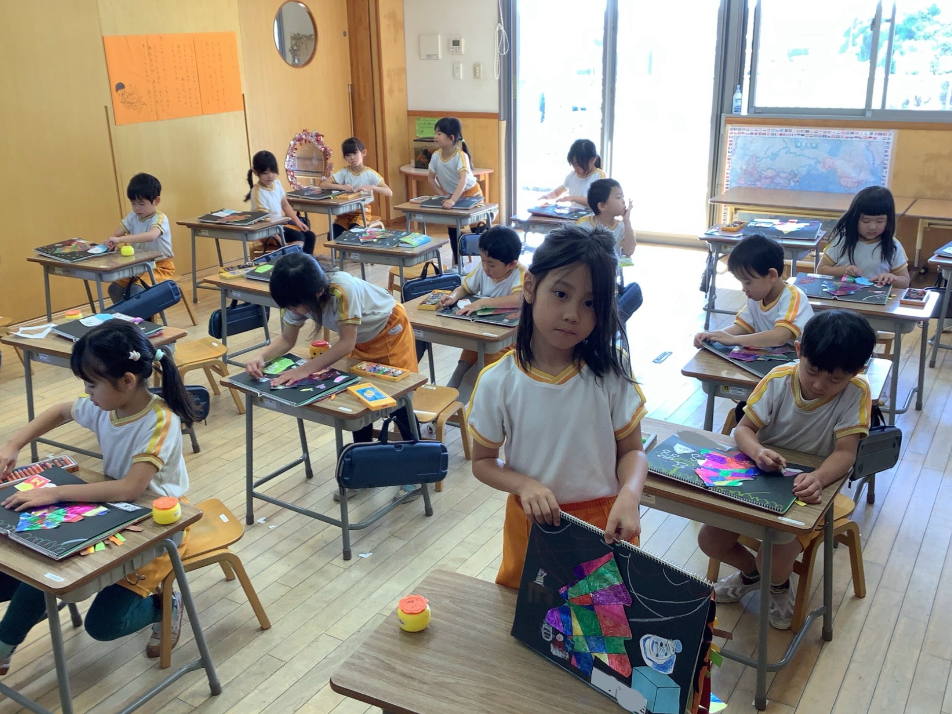 おうぎ☆今月の制作の様子