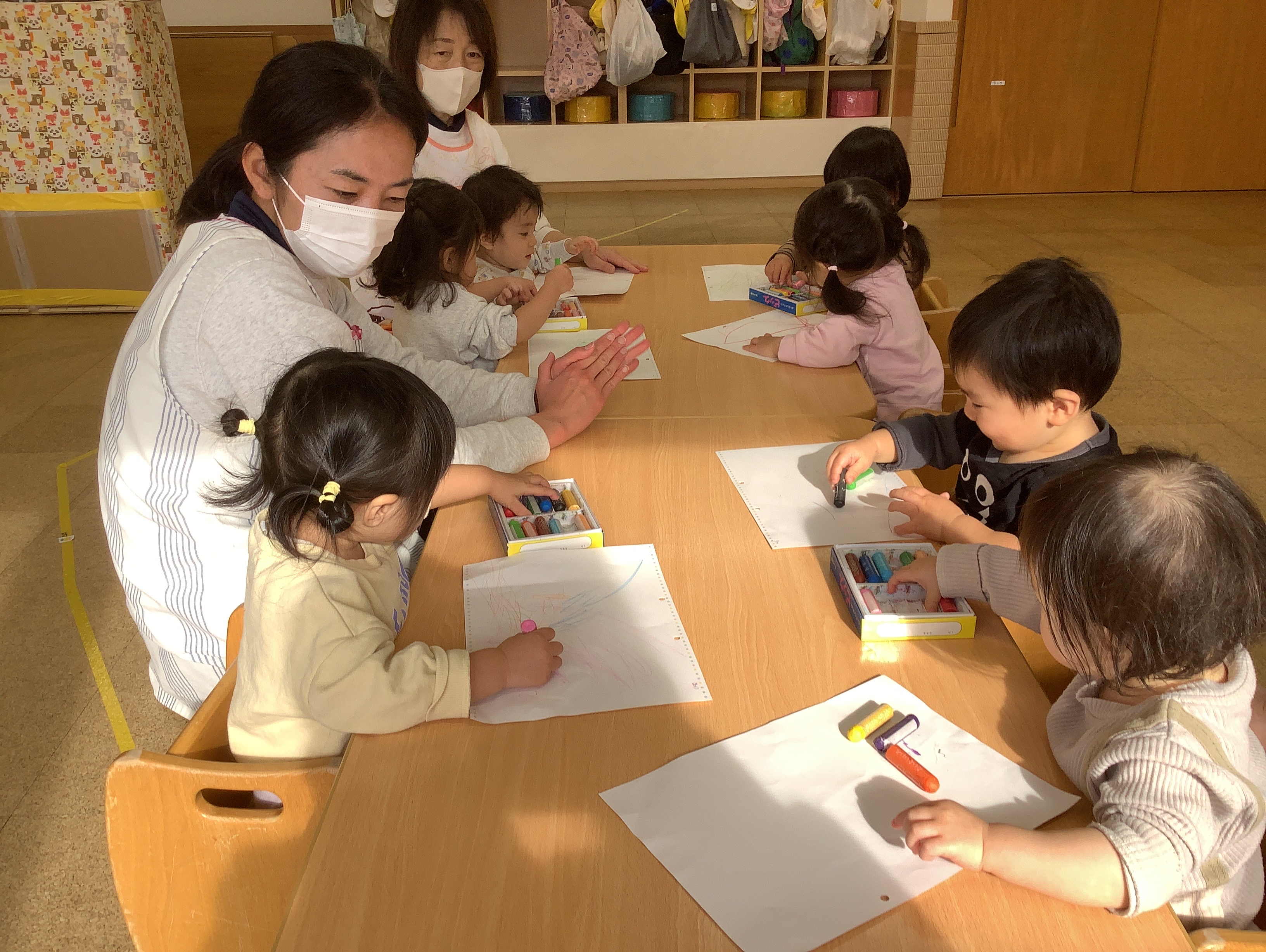 つぼみ組　お絵描き遊び