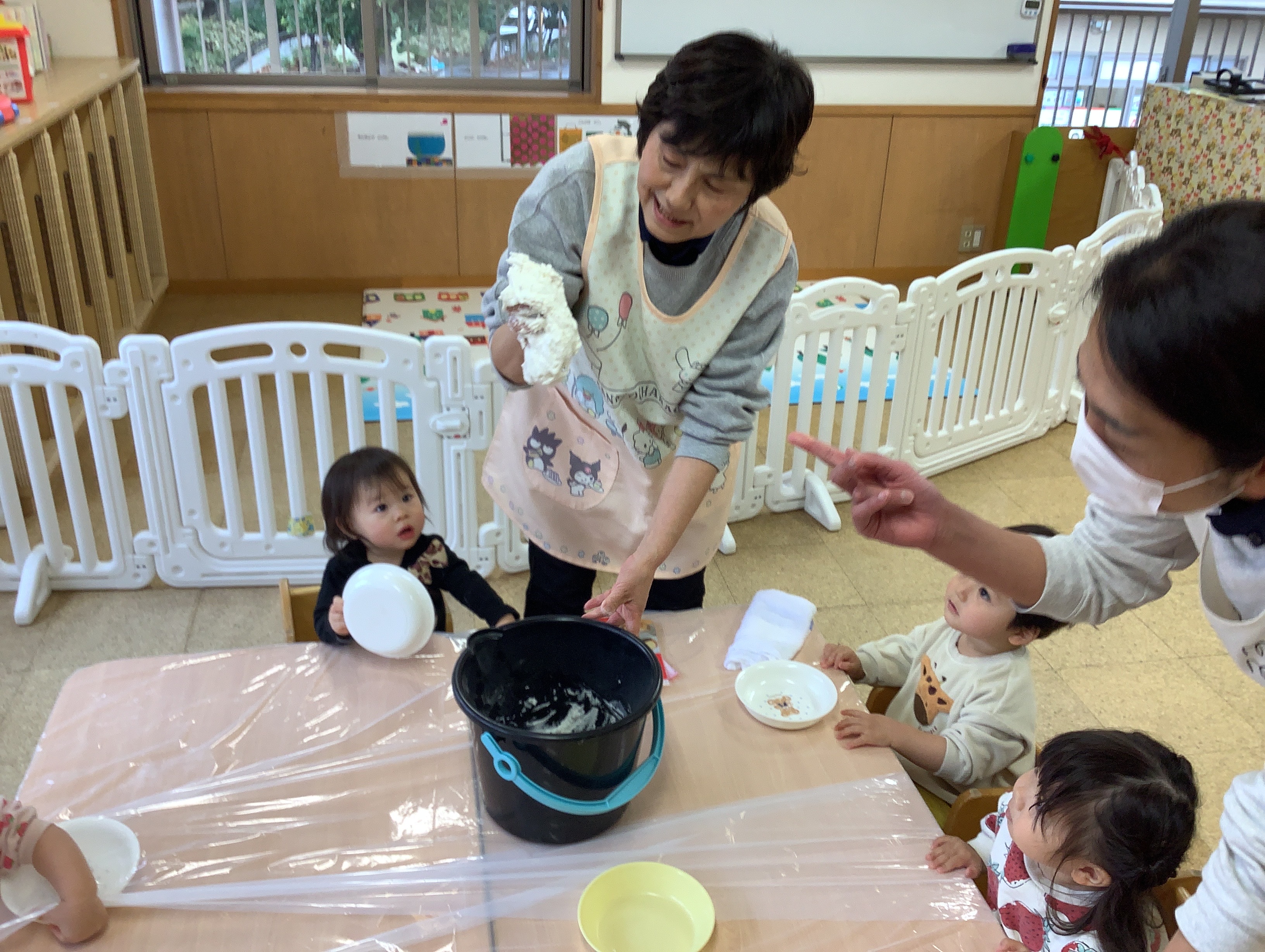 つぼみ組　粘土あそび